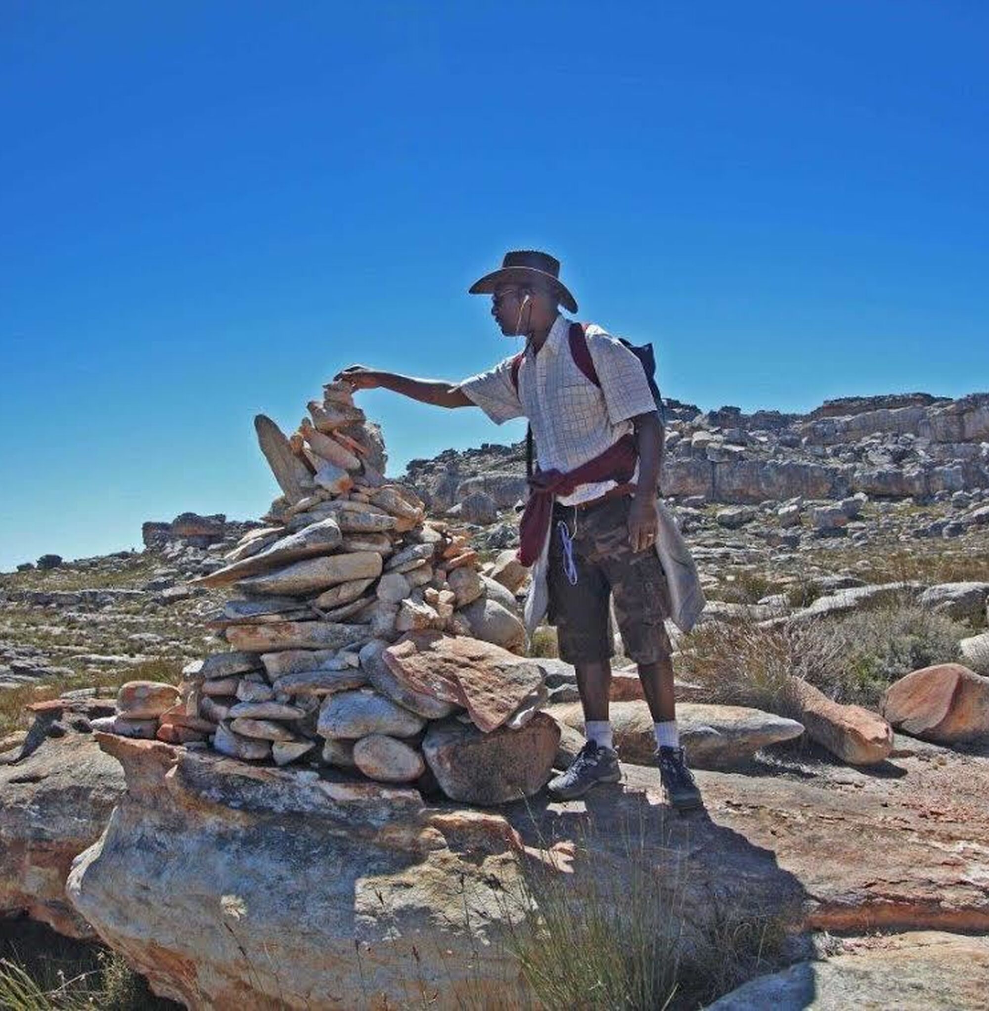 1448873357465 cedder