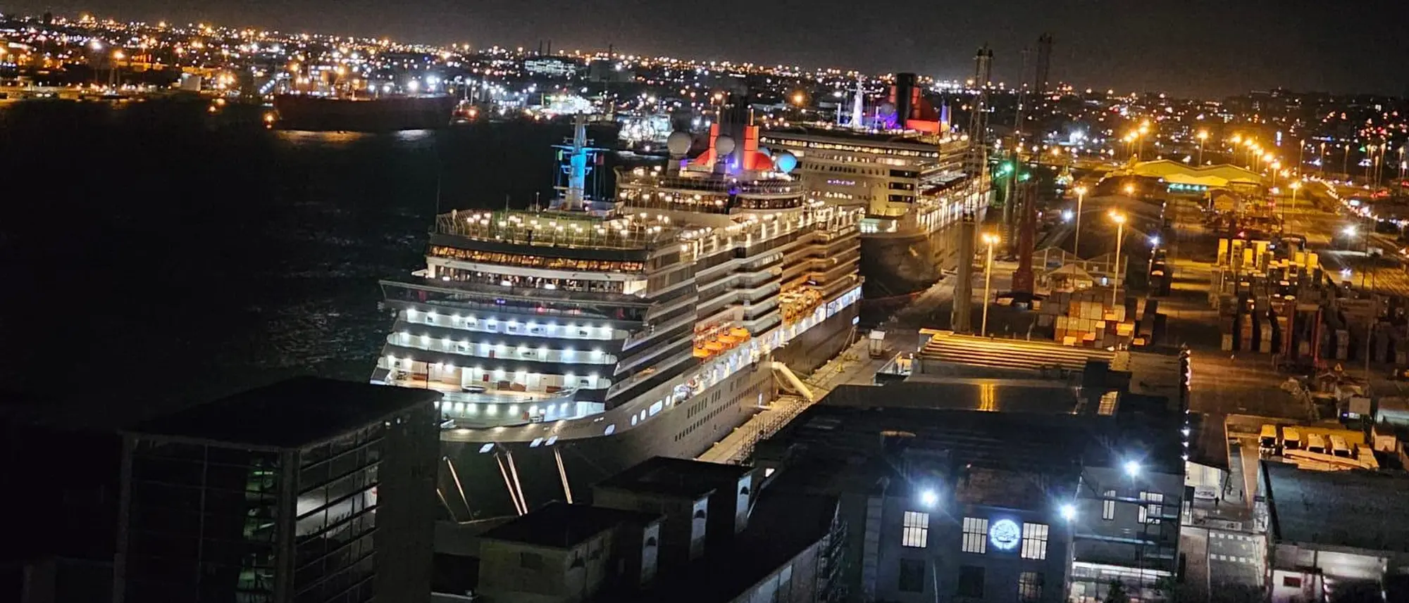 Image Title Image Title