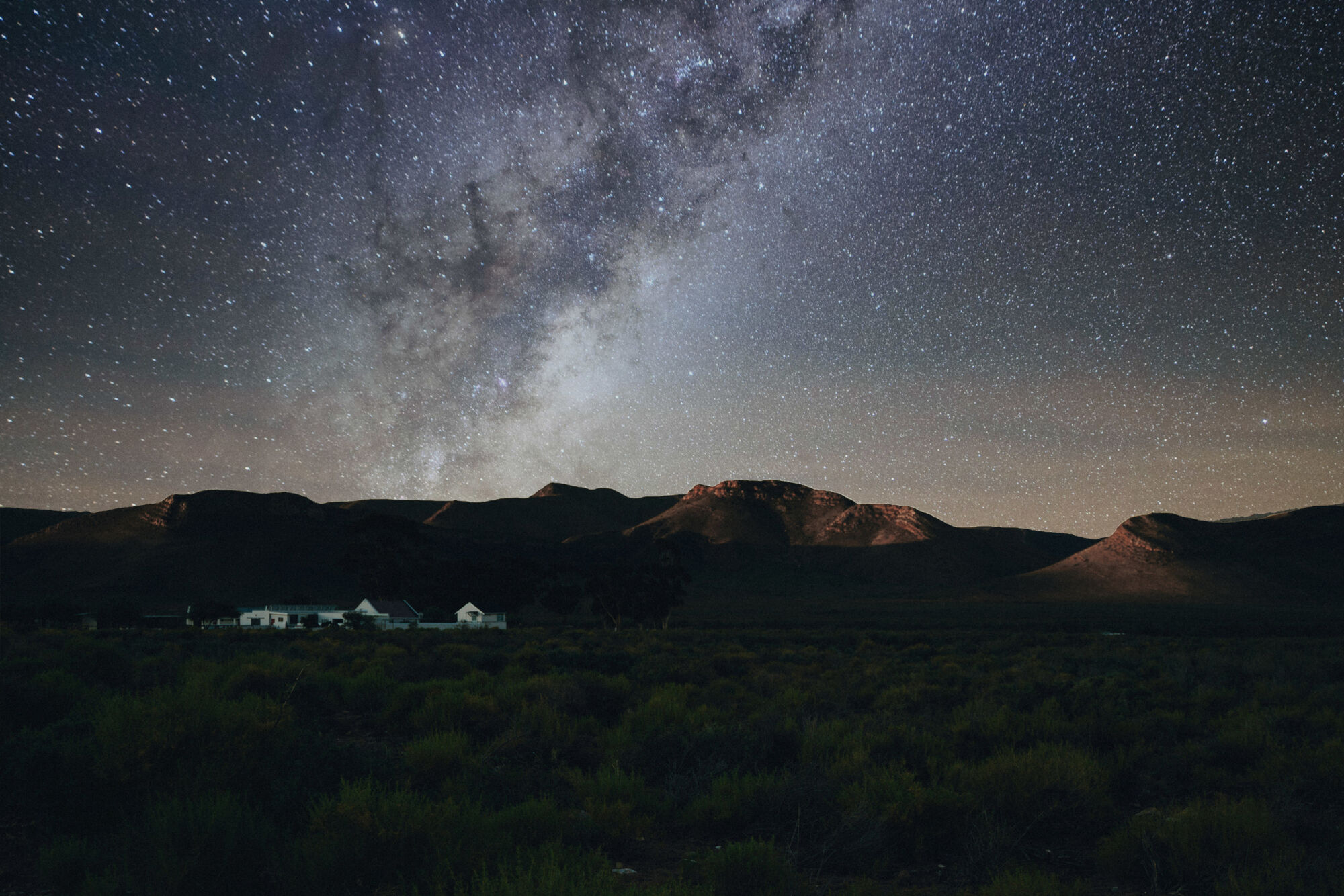 Night Skies in the Karoo 1 2 Night Skies in the Karoo 1 2