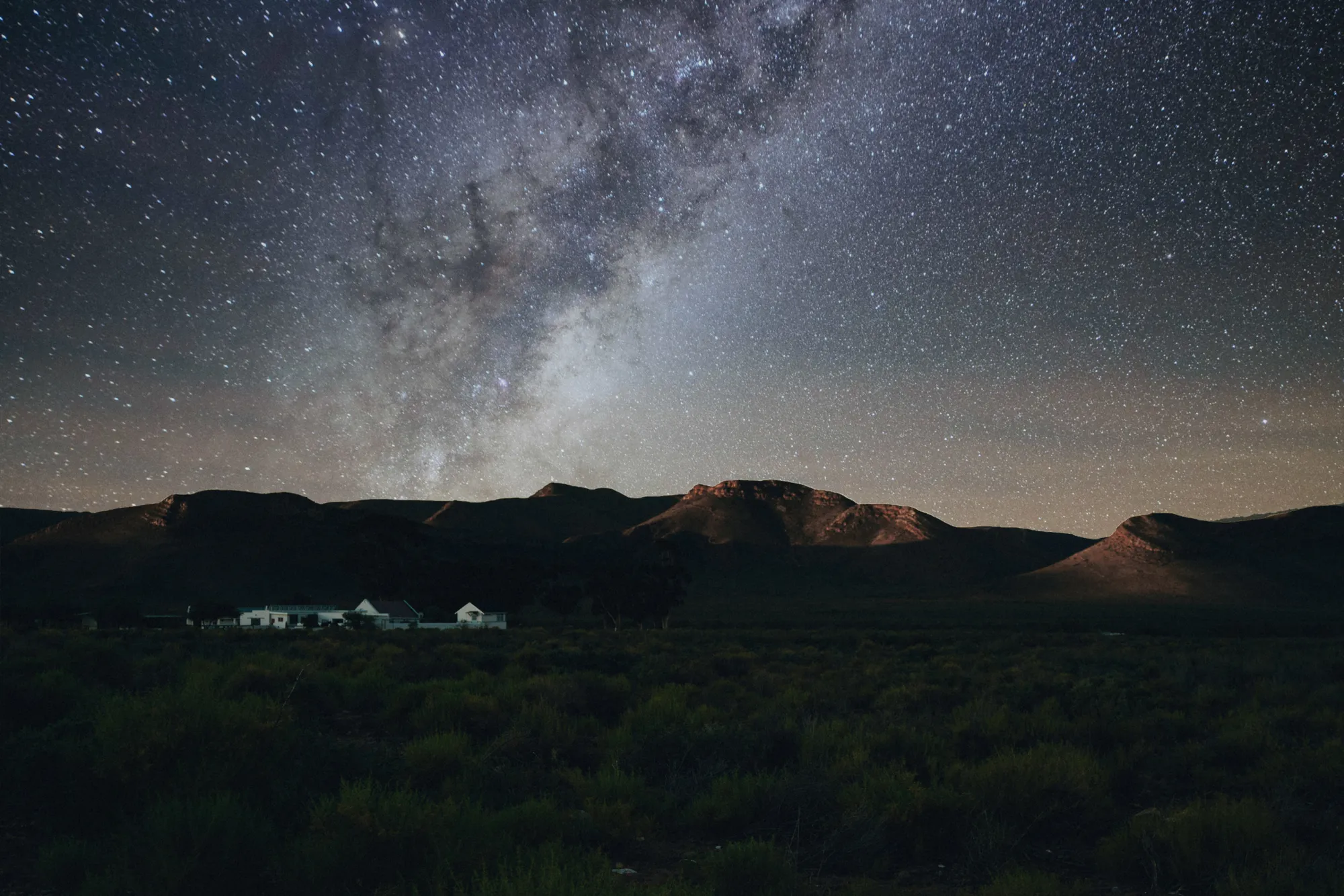 Night Skies in the Karoo 1 2 Night Skies in the Karoo 1 2