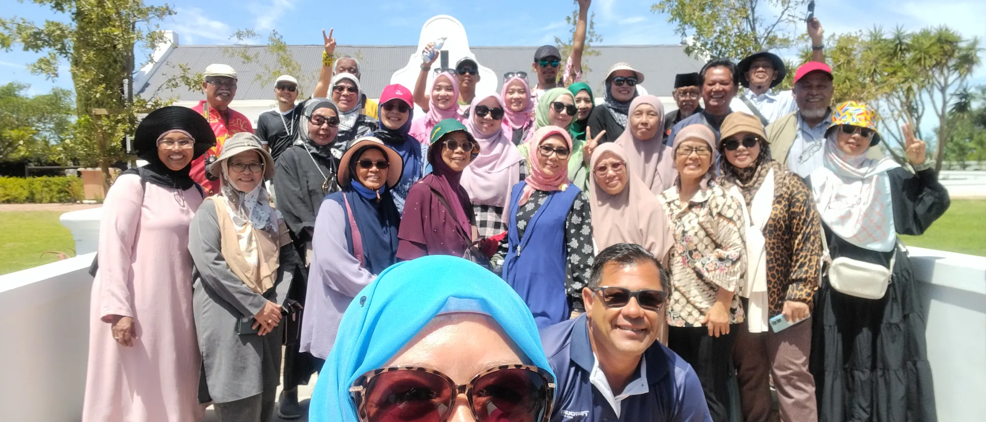 Image Title Image Title